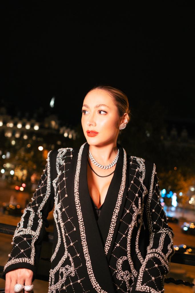 Blazer Emily